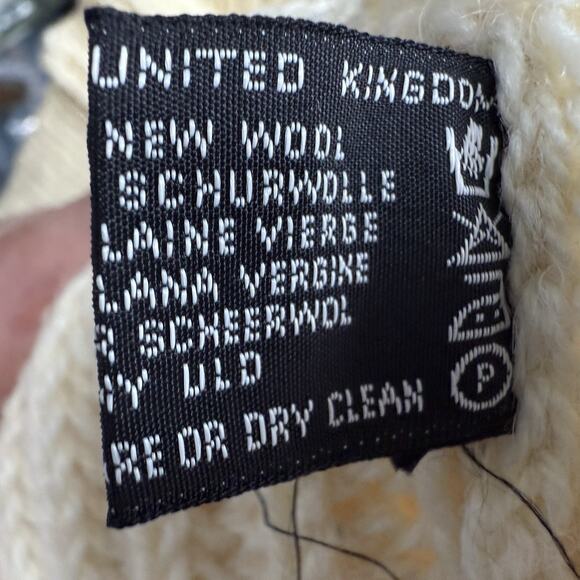 Shirt - Picture 8 of 8